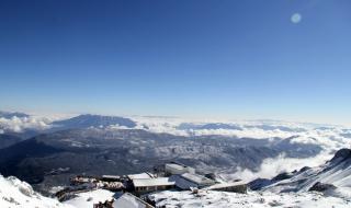 玉龙雪山和华山哪个海拔高 玉龙雪山海拔多少